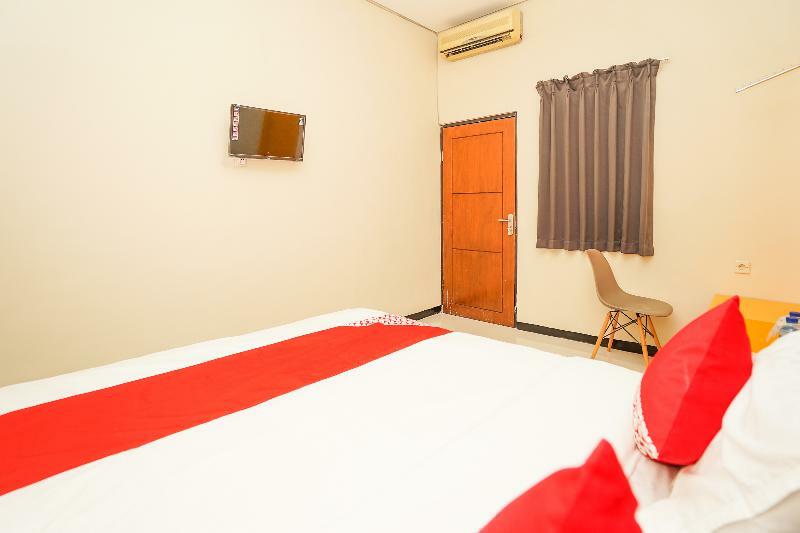 Reddoorz At Osuko Residence Sukomanunggal Jaya Surabaya Exterior foto